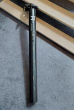 Cốt yên 3T Dorico LTD SB25, size 27.2mm / 31.6 mm , chất liệu Carbon dài 350mm (Hàng không hộp)