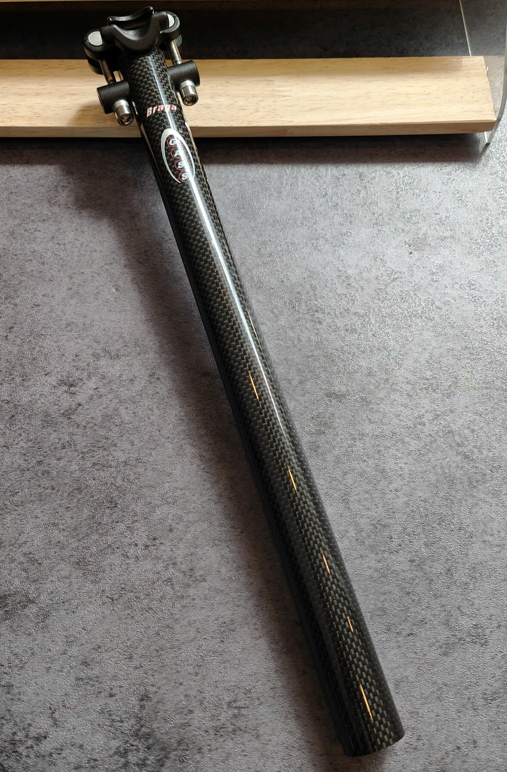 Cốt yên Braga SB0-2 Cốt yên Braga SB0, size 27.2mm, chất liệu Carbon dài 400mm (Hàng không hộp) - Ảnh 1