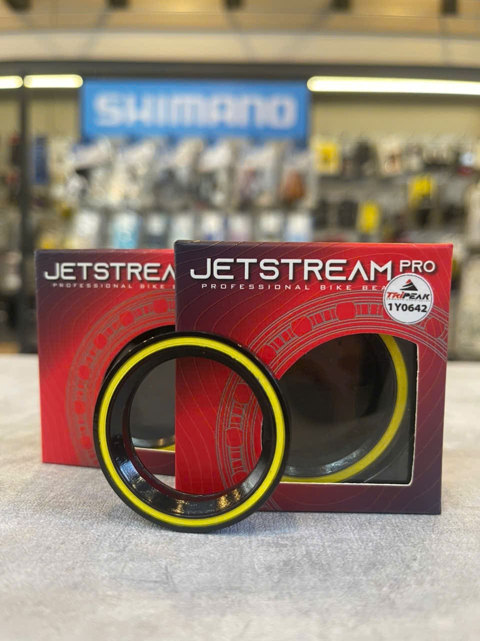 HS-108 EMA-418305-H80A45C-1 (HS-108) 41.8x30.5x8mm, 45°/45° Bạc đạn chén cổ Tripeak Headset Grade 3 Ceramic Coated Bearing - Ảnh 1