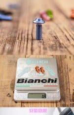 1 con Ốc bình nước titan Chaser M5x14 đầu T20, set 2 cái - Ảnh 5