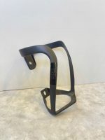 Gọng bình nước bằng chất liệu carbon - thương hiệu,hàng không hộp - Ảnh 2