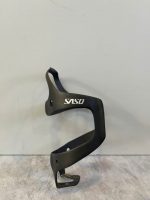 Gọng bình nước bằng chất liệu carbon, nhiều thương hiệu - lấy bình chính giữa (Mẫu 1),hàng không hộp - Ảnh 4