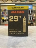Ruột/Săm xe đạp MTB hiệu Maxxis Ultra Light 29×1.75-2.4 , van FV