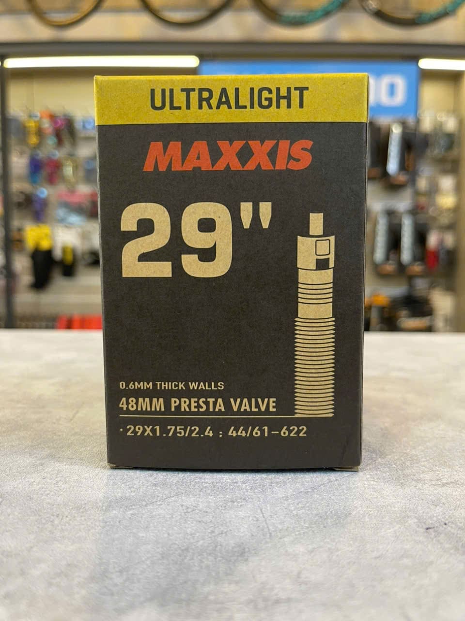 Maxxis 29x1.75-2.4 Ultralight van FV -1 Ruột/Săm xe đạp MTB hiệu Maxxis Ultra Light 29×1.75-2.4 , van FV - Ảnh 1