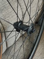 (Hàng cũ) Bánh xe Bontrager AEOLUS ELITE 35 , cối Shimano , kèm vỏ + ruột - Ảnh 4